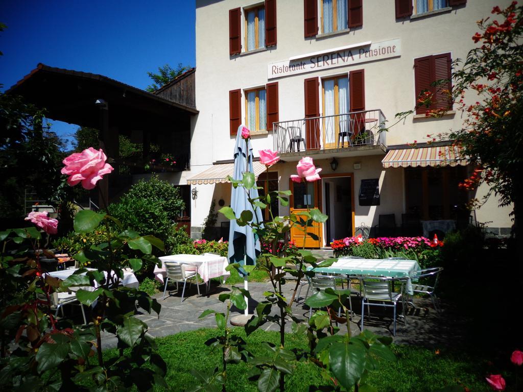 Hotel Pensione Serena Purasca Экстерьер фото