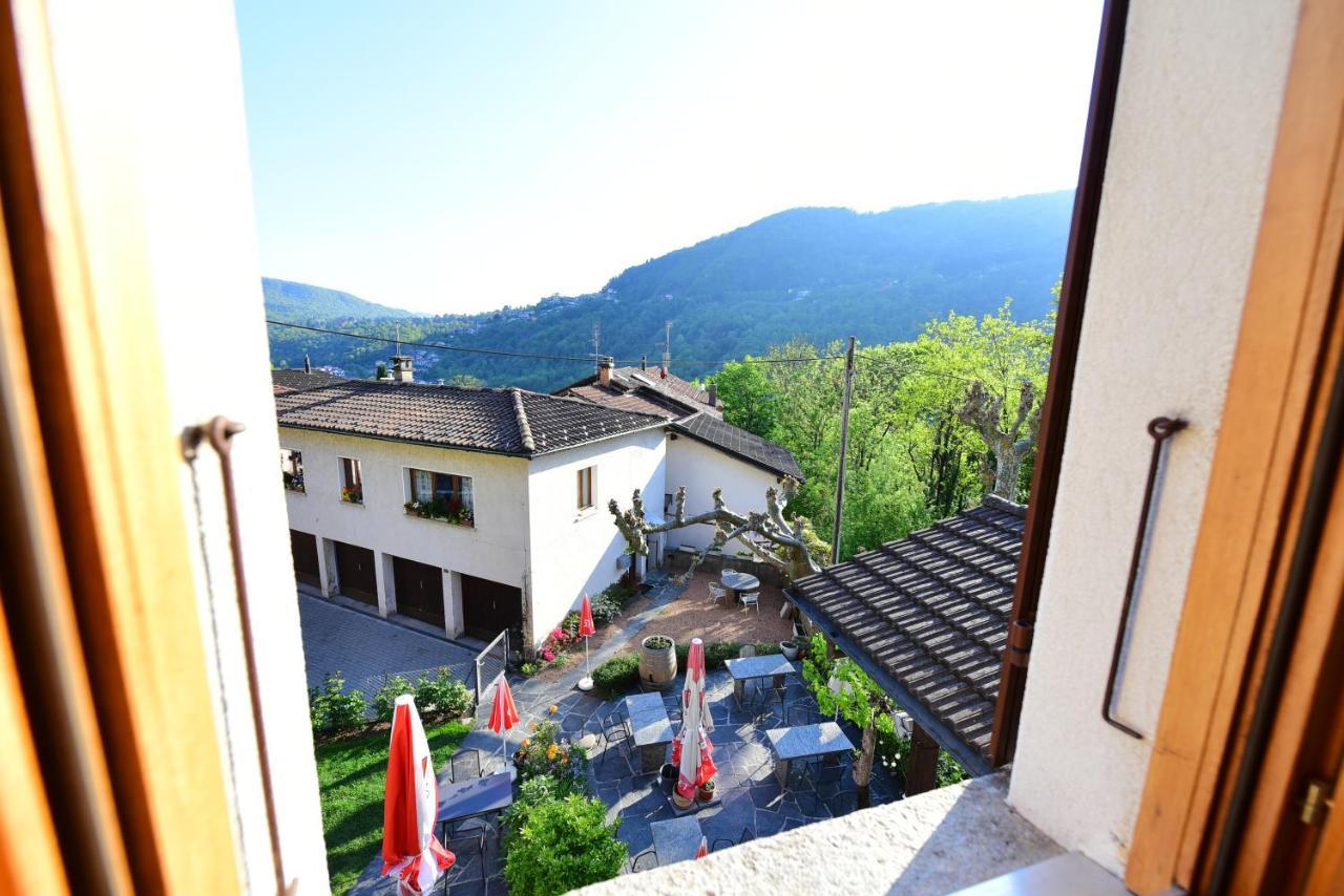Hotel Pensione Serena Purasca Экстерьер фото