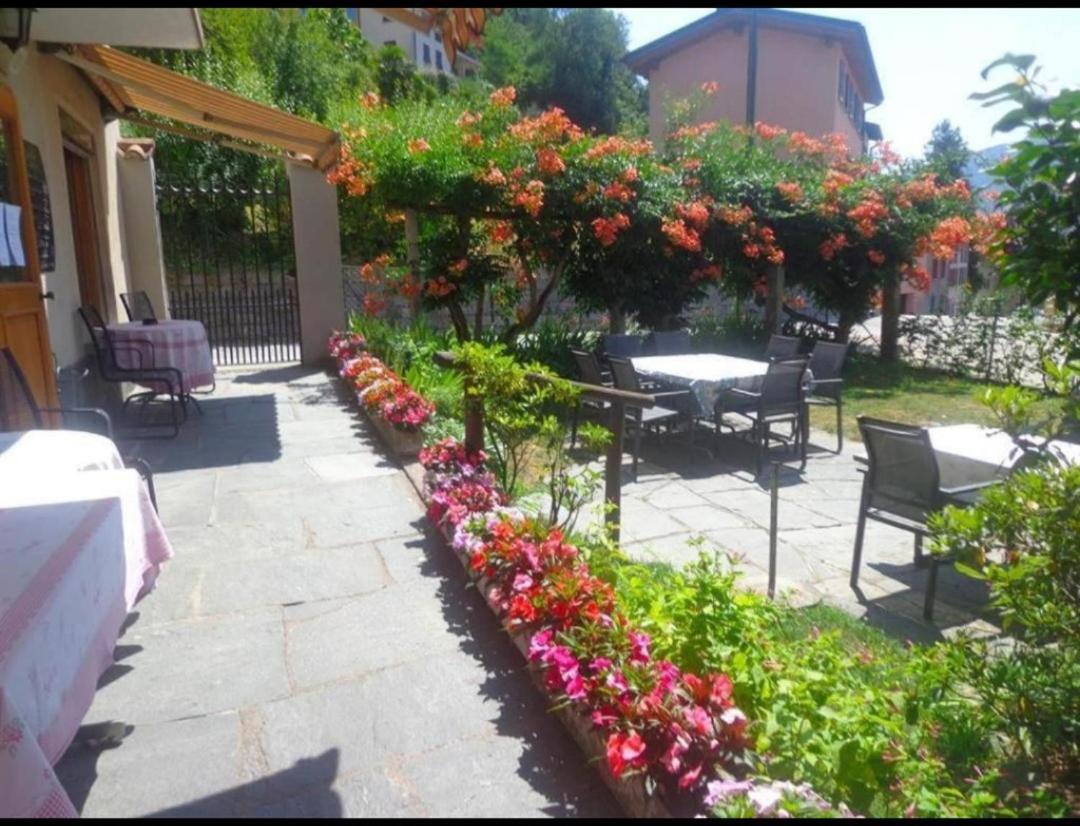 Hotel Pensione Serena Purasca Экстерьер фото