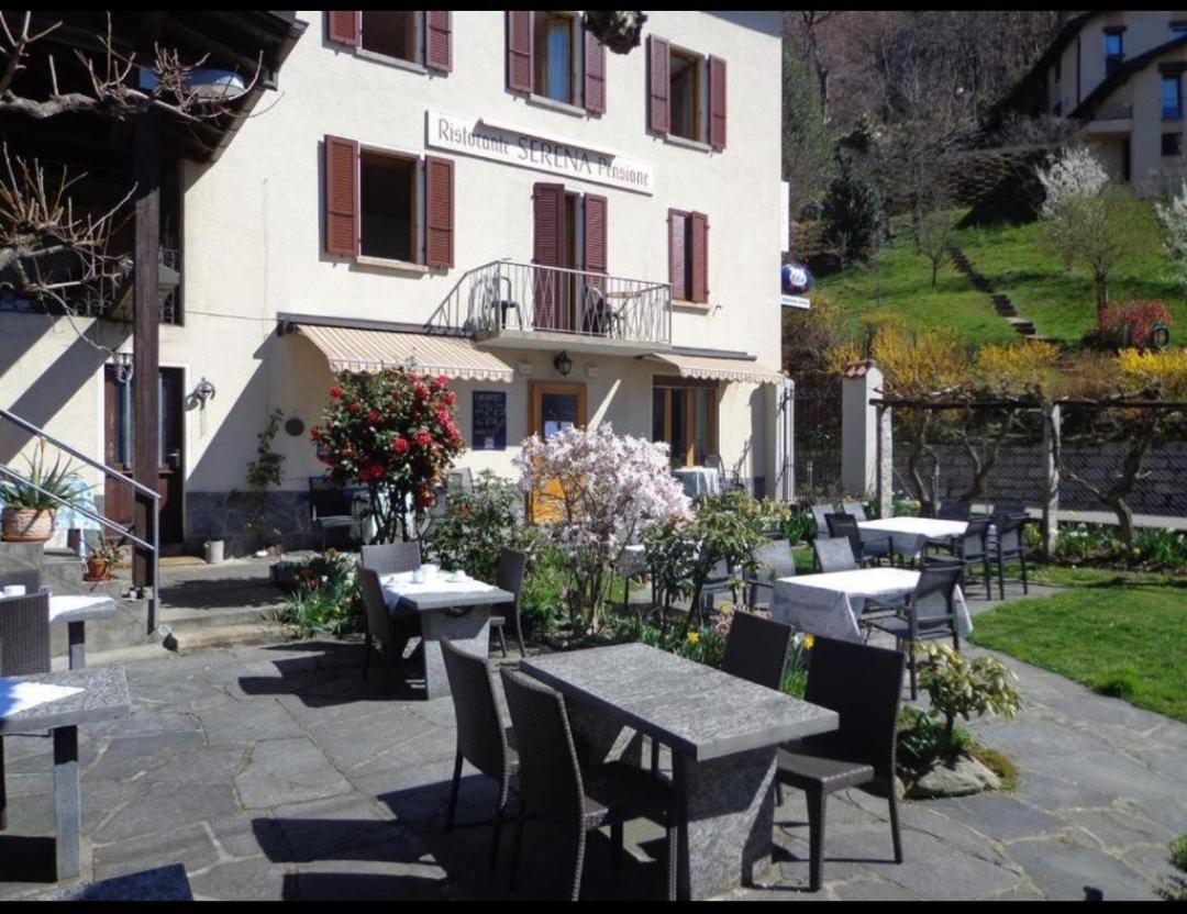 Hotel Pensione Serena Purasca Экстерьер фото